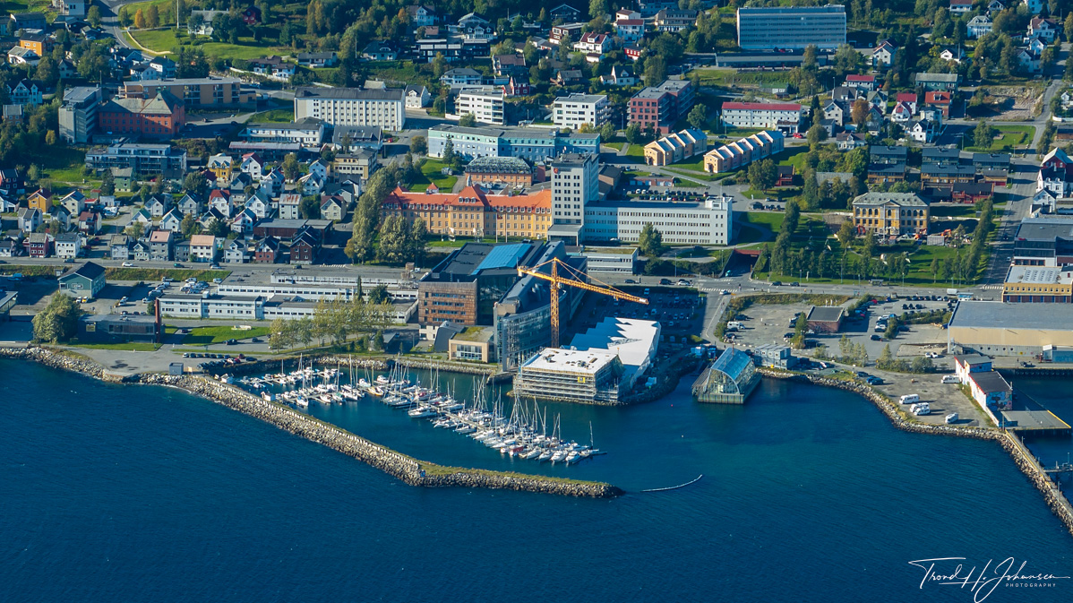 Fylkeshuset and Polaria