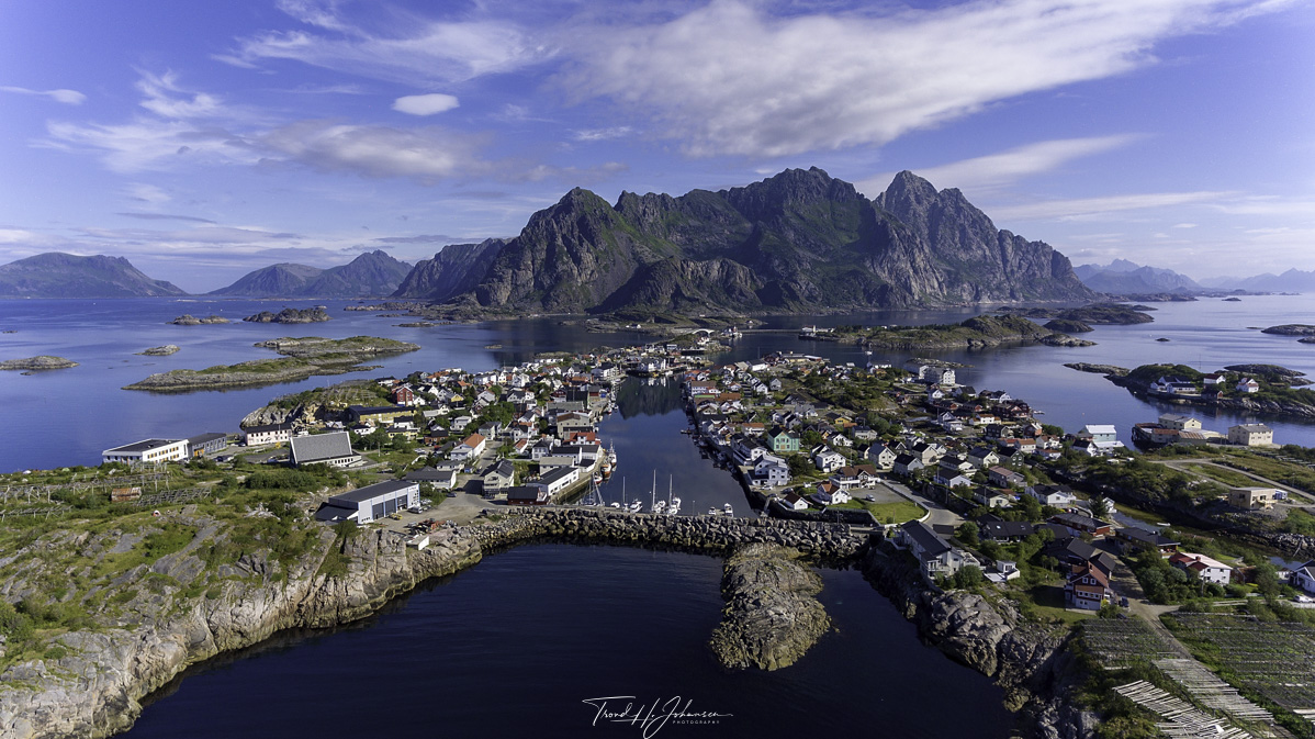 Henningsvær