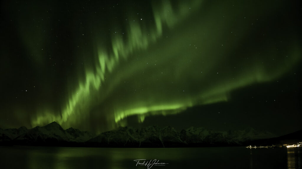 Northern lights near Uløya